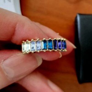 Avon Cool Ombre Size 8 Ring